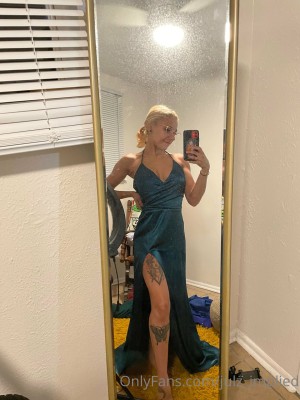 Julzimplied Photo #134