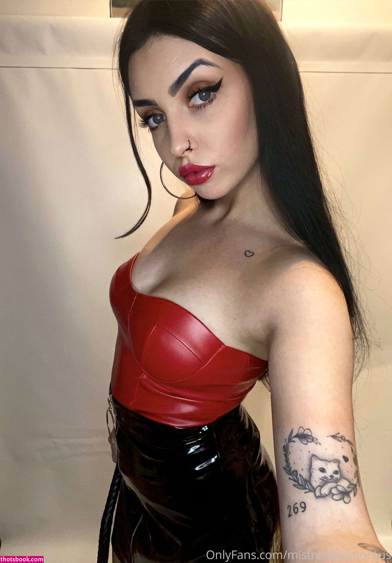 Misstress Glamorous Photo #279