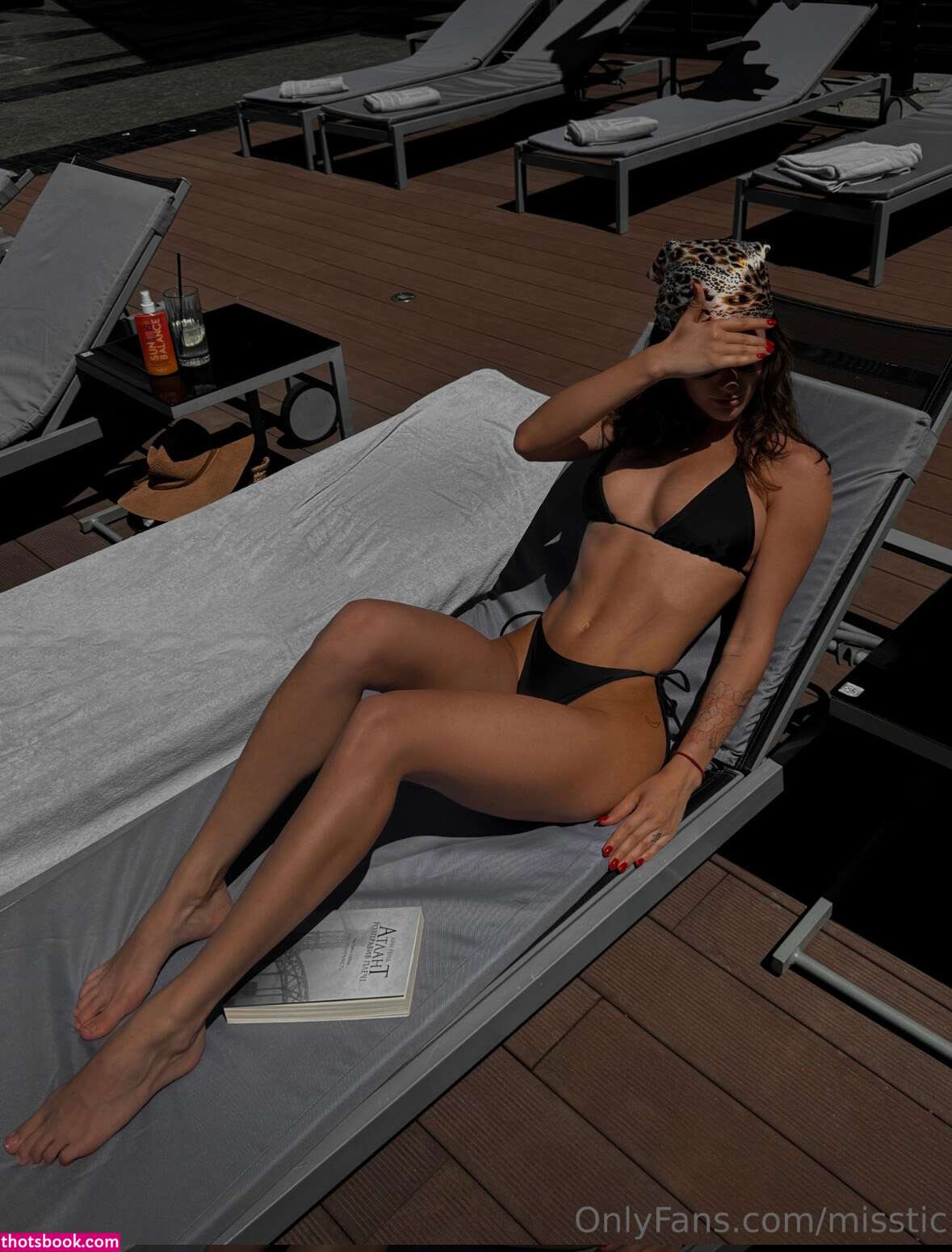 pretylittlething Photo #160