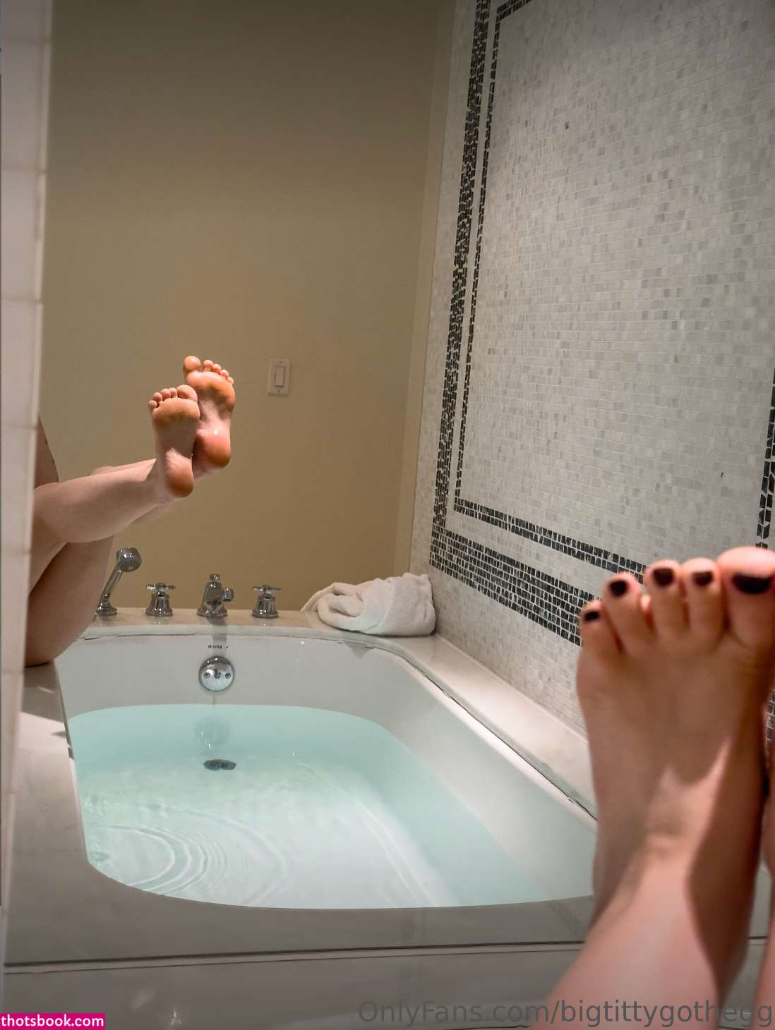 Bigtittygothegg Photo #711