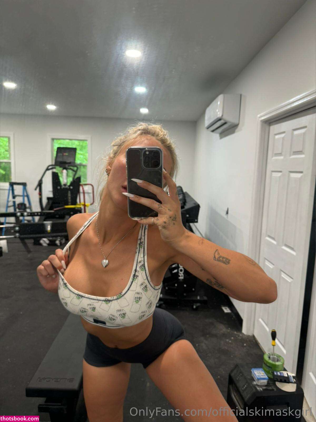 Briana Armbruster Photo #623