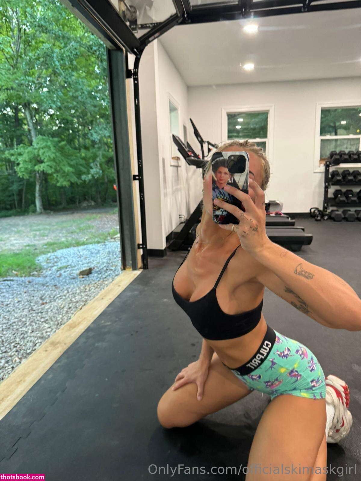 Briana Armbruster Photo #694