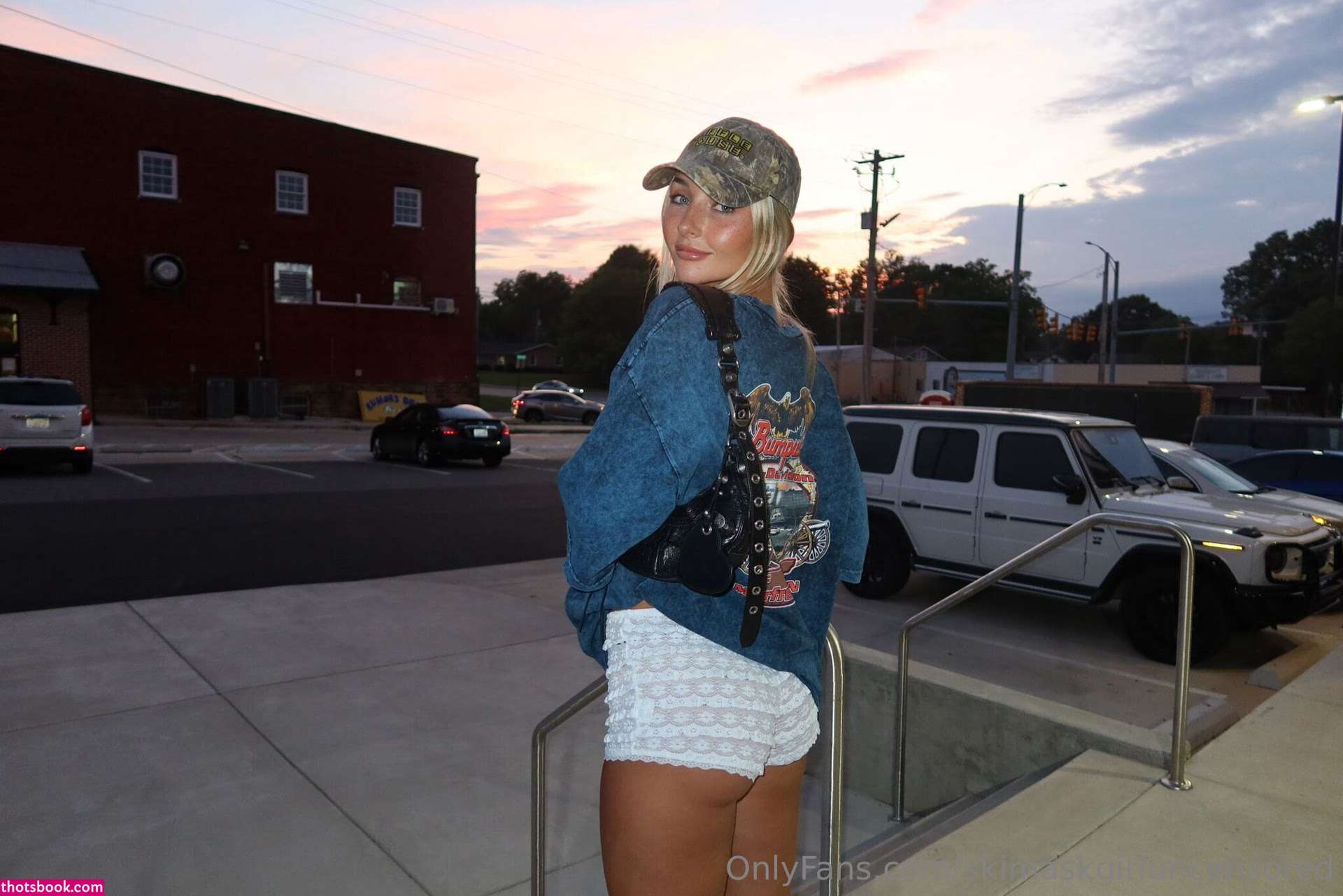 Briana Armbruster Photo #761