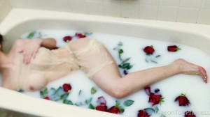 Goddesshasmik Photo #32