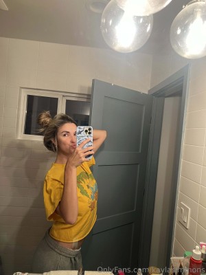 Kayla Simmons Photo #327