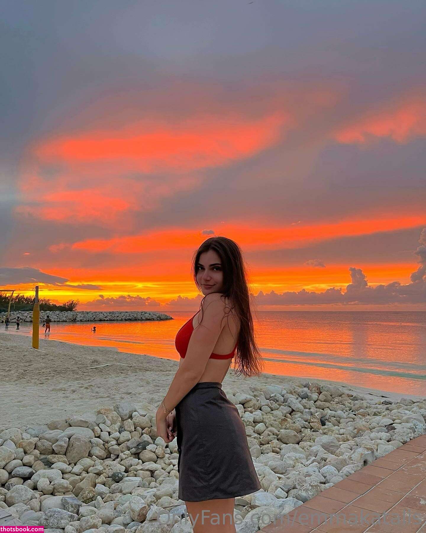 Emma Katalis Photo #8