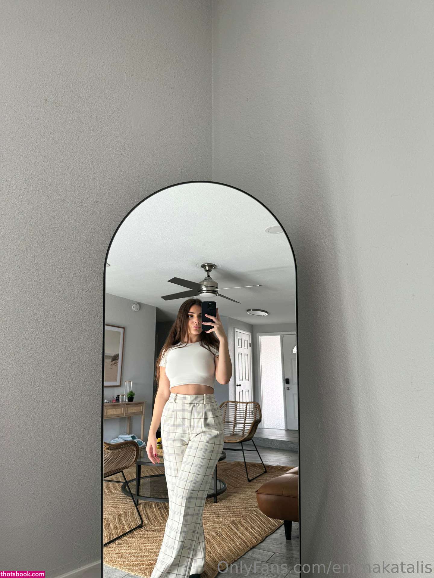 Emma Katalis Photo #25