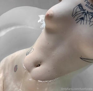 lustforalie Photo #8