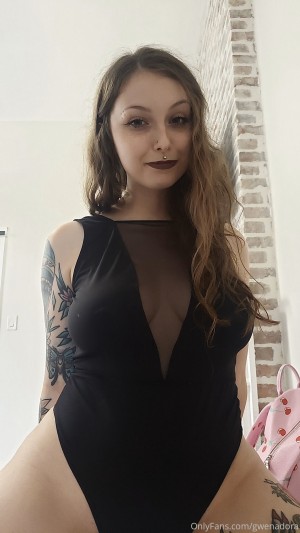 Gwen Adora Photo #132