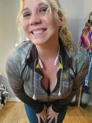 Nikkisrainbow Photo #102