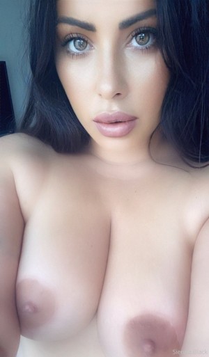 Sienna Black Photo #129