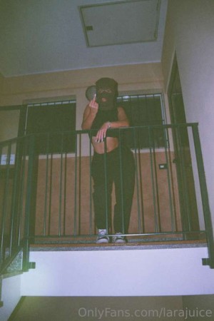 Lara Juice Photo #39