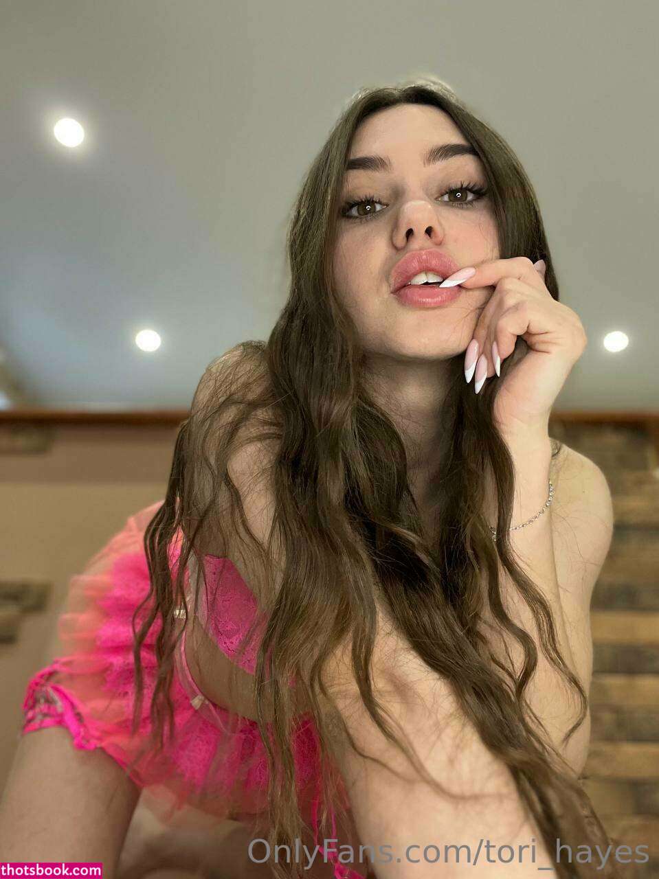 Tori Hayes Photo #15