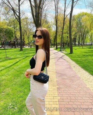 Kris Blow Photo #104