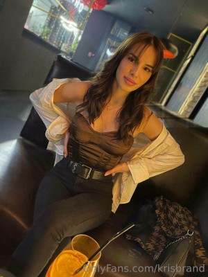 Kris Blow Photo #113