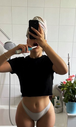 Lara Juice Photo #194