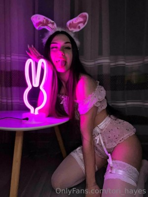 Tori Hayes Photo #88