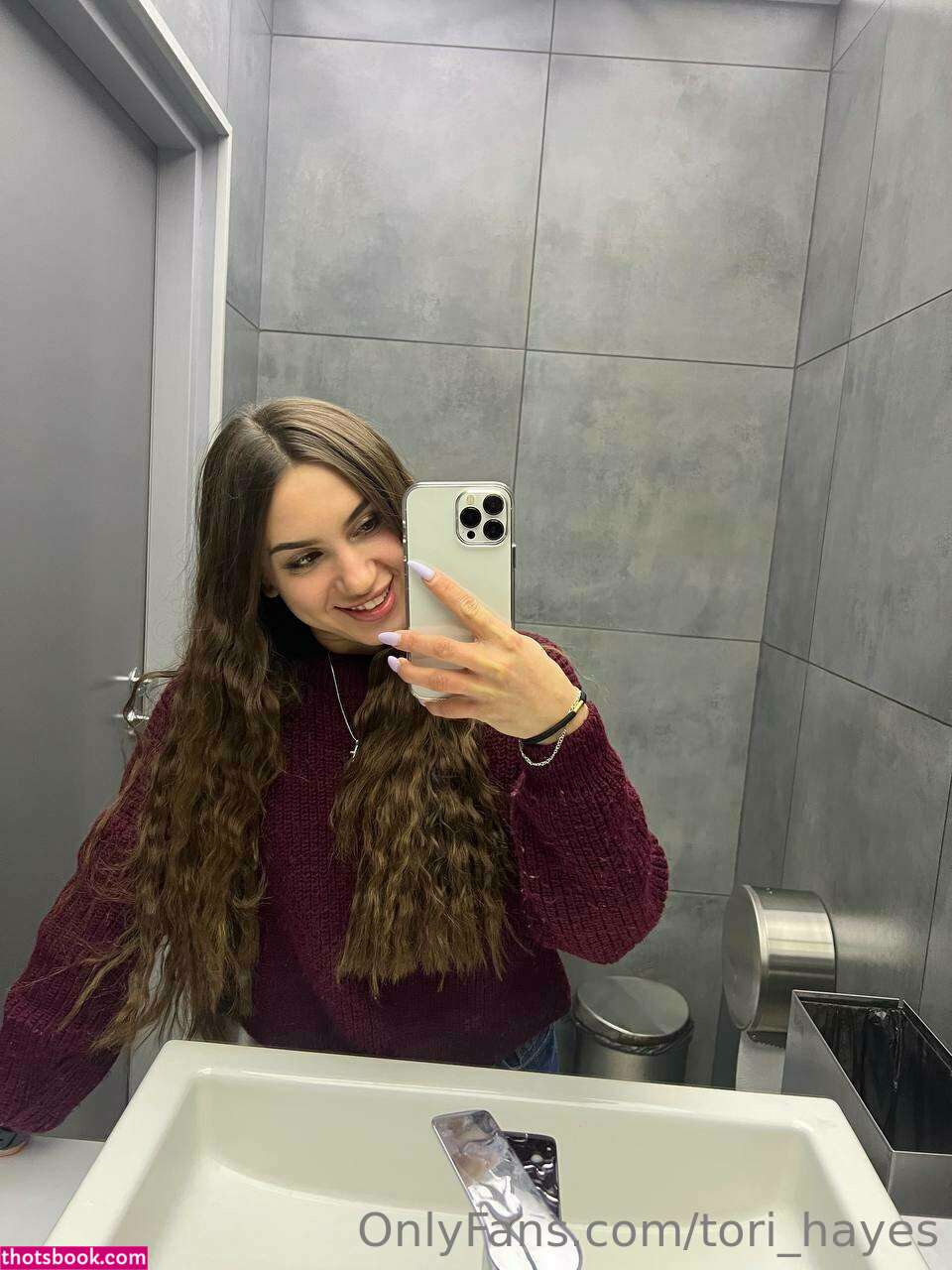 Tori Hayes Photo #112