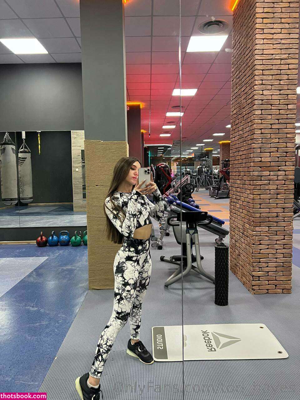 Tori Hayes Photo #121