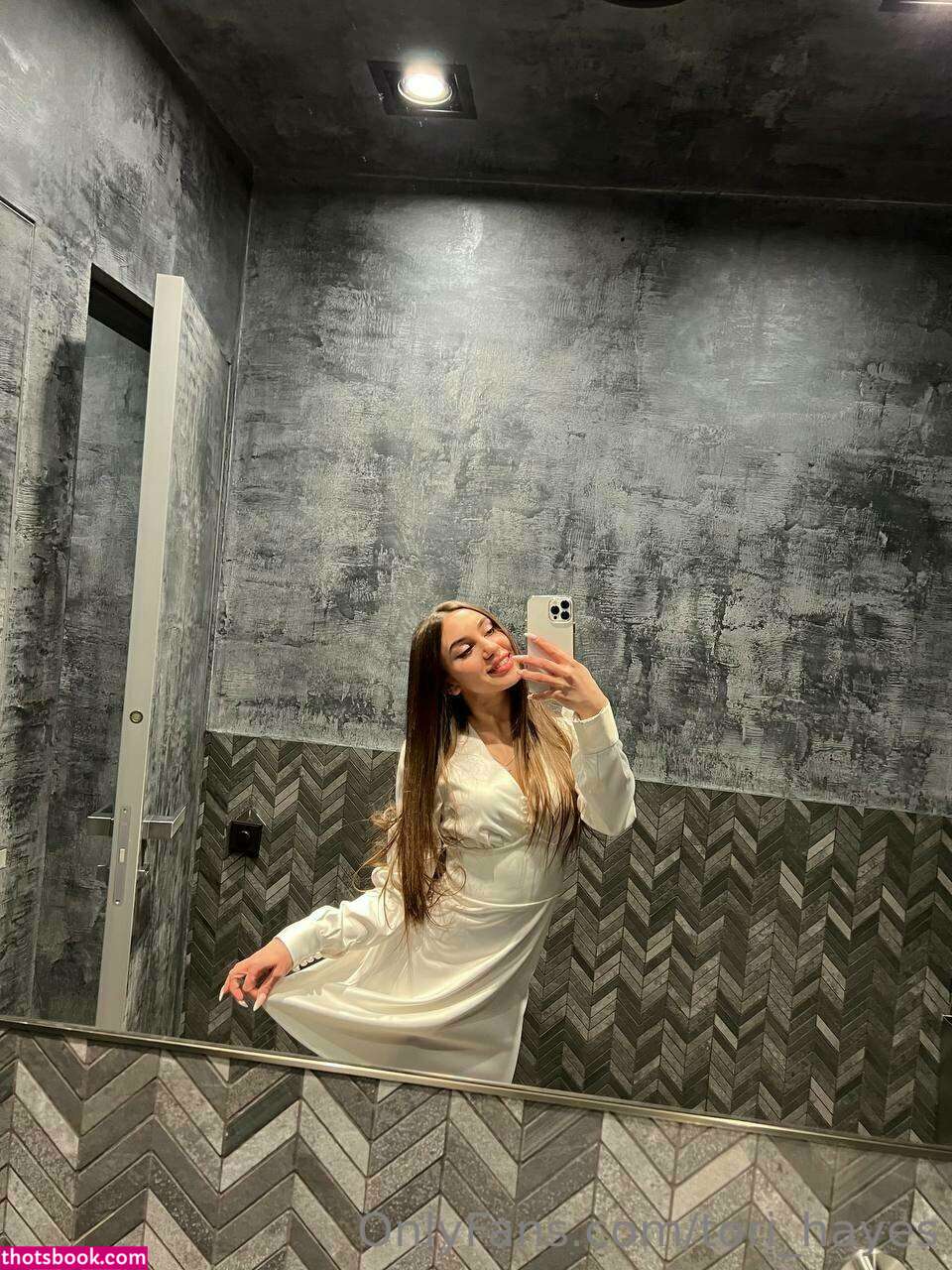 Tori Hayes Photo #133