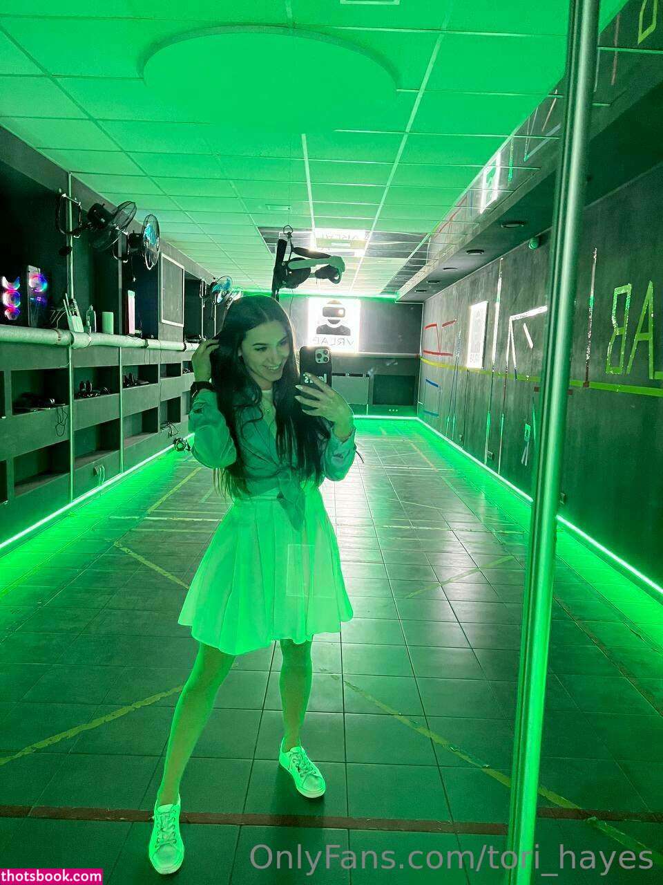 Tori Hayes Photo #187