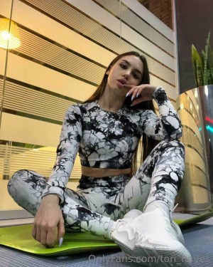 Tori Hayes Photo #141