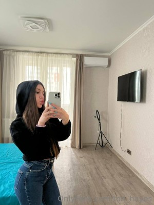 Tori Hayes Photo #143