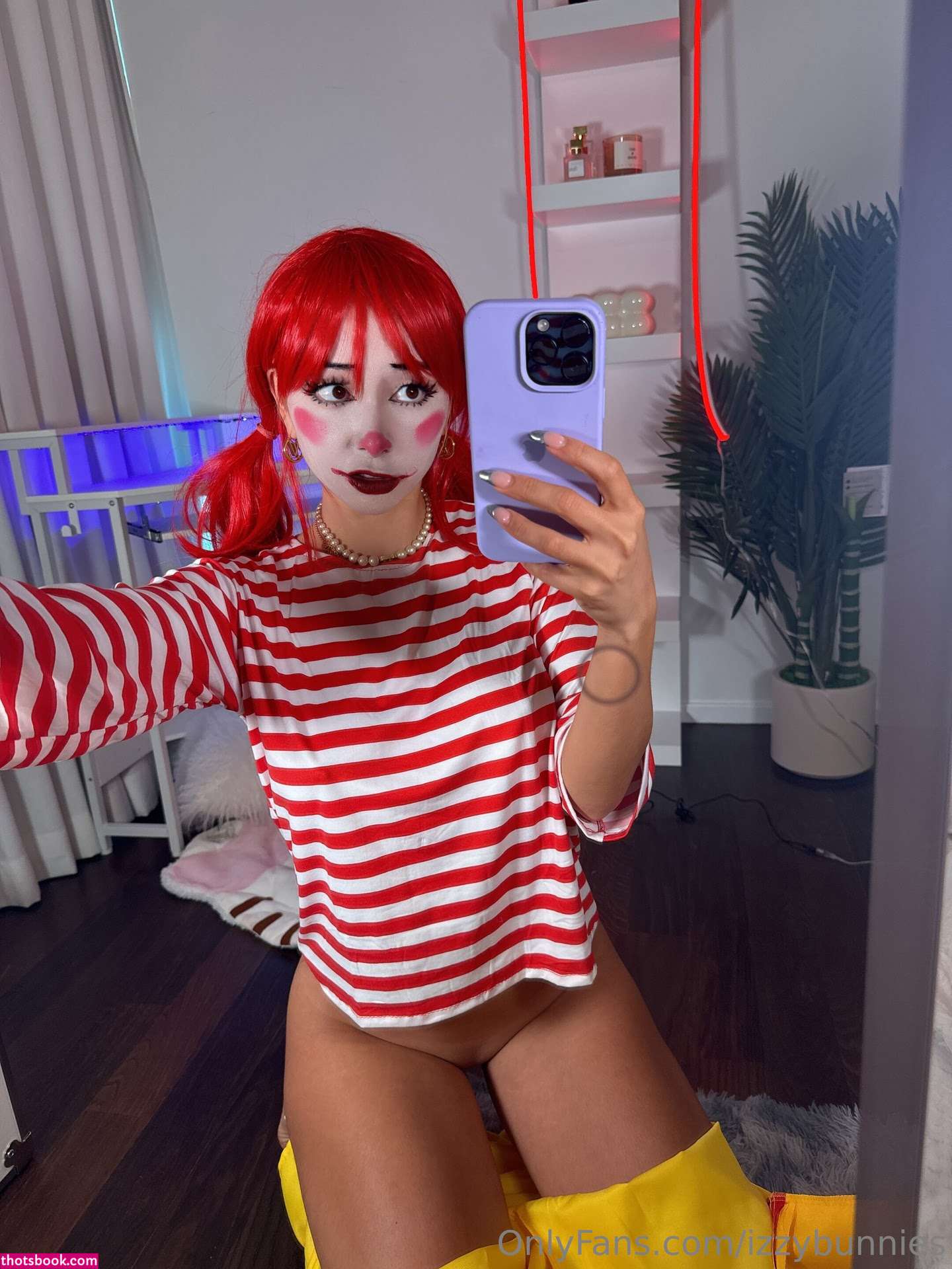 Izzybunnies Photo #1211