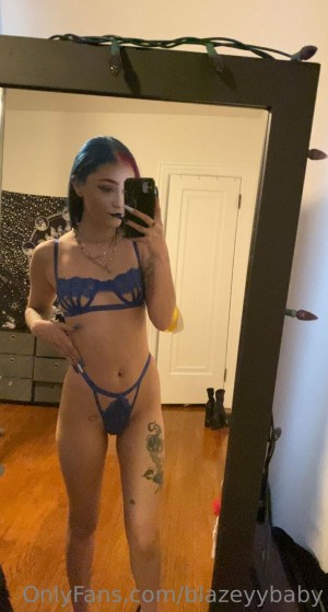 blazeyxoxo Photo #39