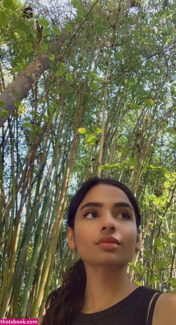 Farha Khalidi Photo #37