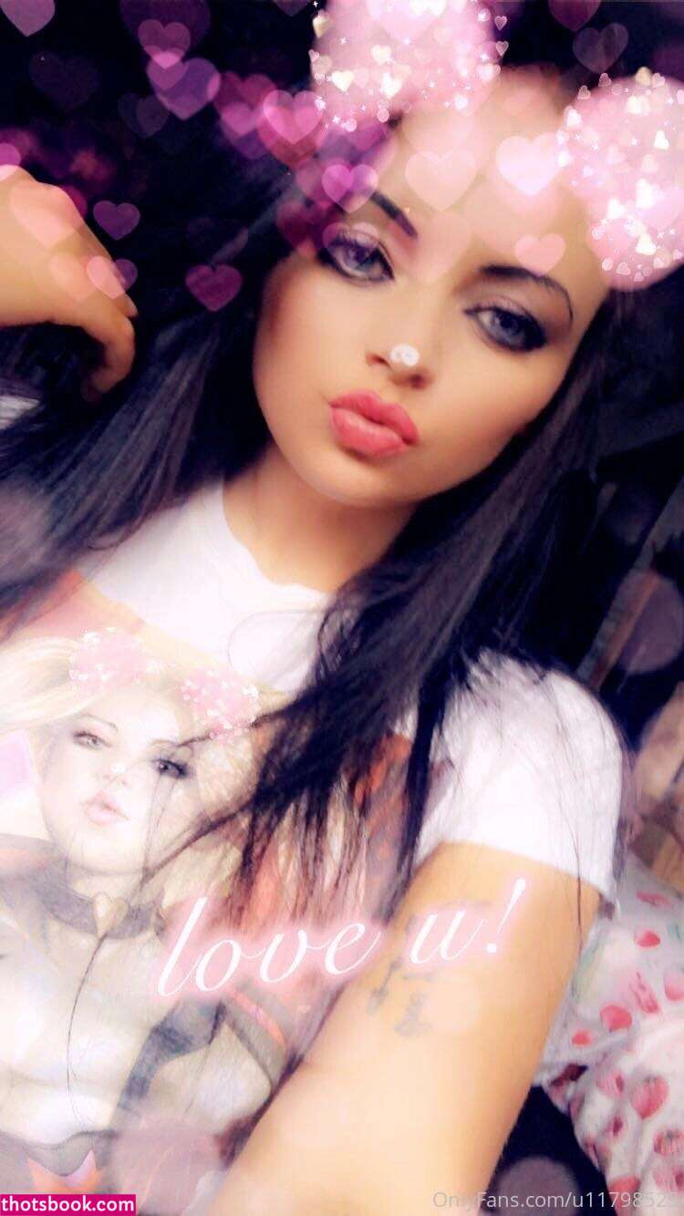 Lana Austin Photo #10