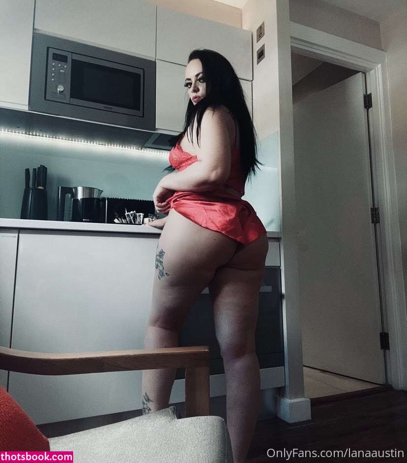 Lana Austin Photo #65