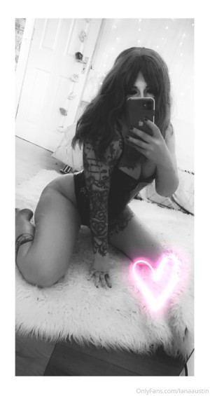 Lana Austin Photo #61