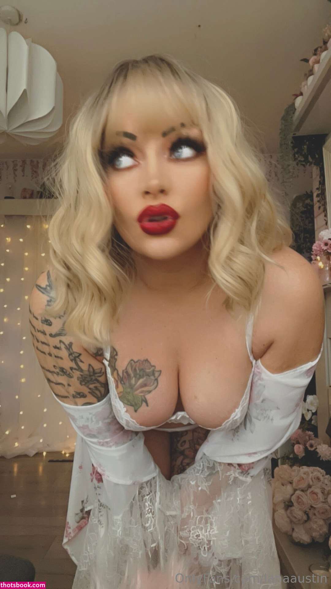 Lana Austin Photo #164