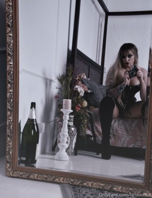 Lana Austin Photo #321