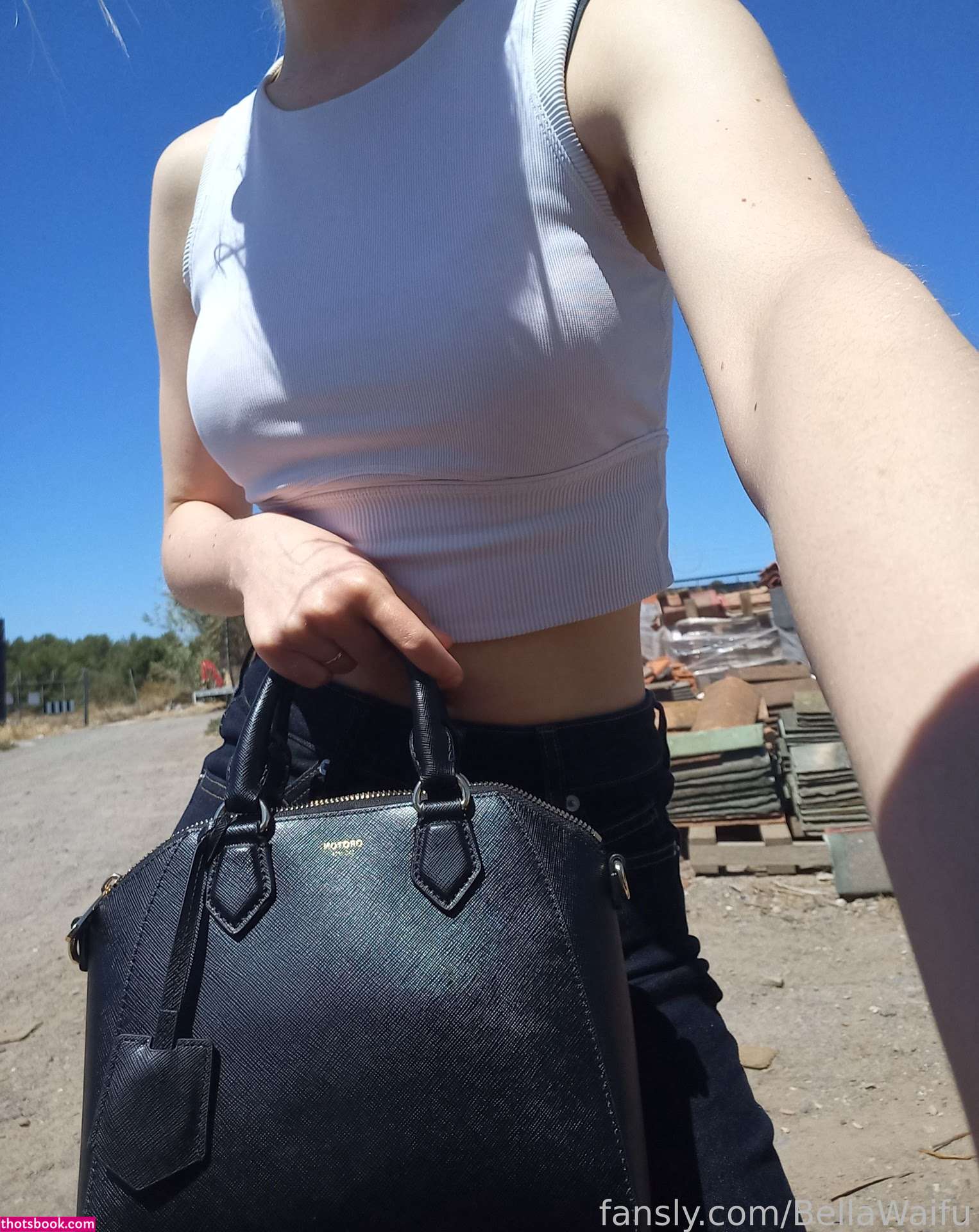 Waifubella Photo #36