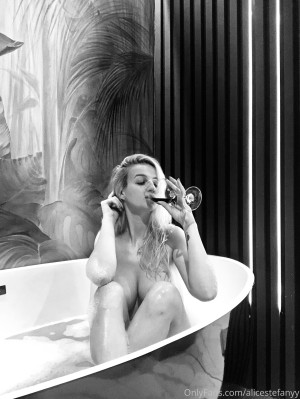 Alicestefanyy Photo #211
