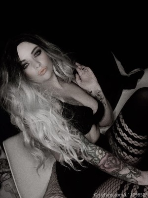 Lana Austin Photo #365