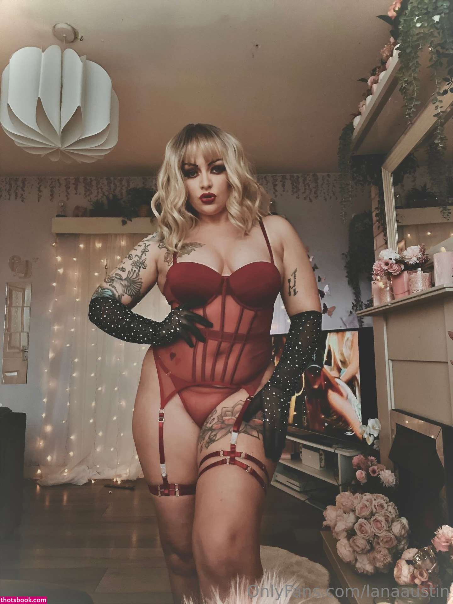 Lana Austin Photo #414