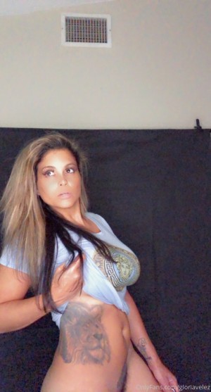 Gloria Velez Photo #6