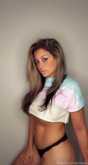 Gloria Velez Photo #79