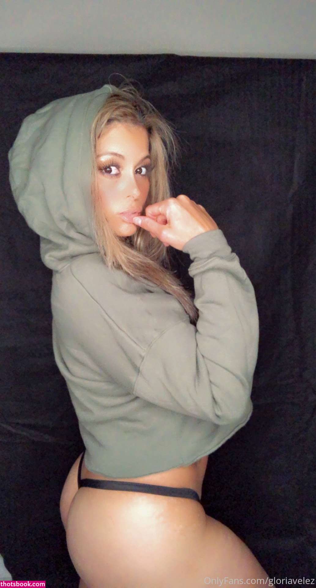 Gloria Velez Photo #98