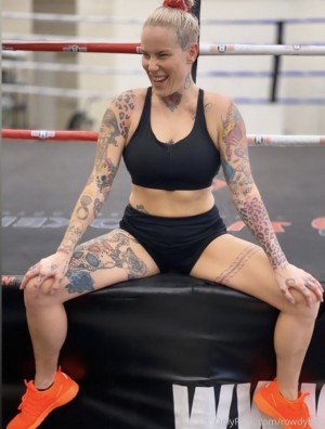 Bec Rawlings Photo #233