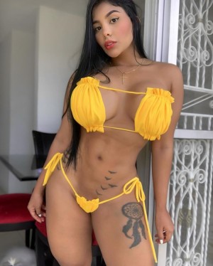 Caro Velez Photo #35