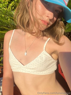 lunaisabrat Photo #59