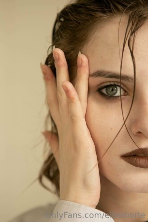 Mirele Mori Photo #16