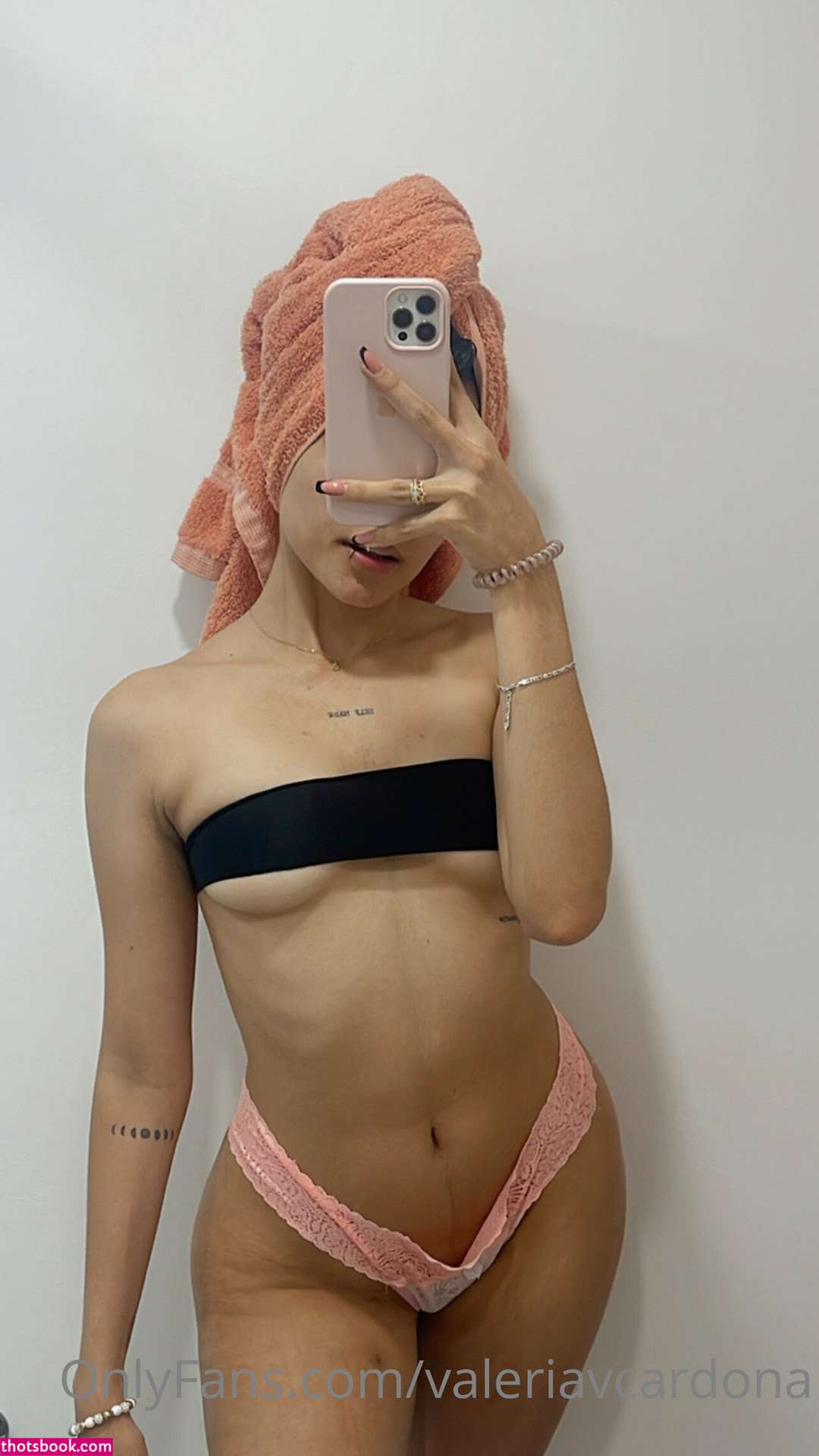 Valeria Cardona Photo #45