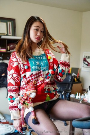 Wife In Pantyhose Photo #6