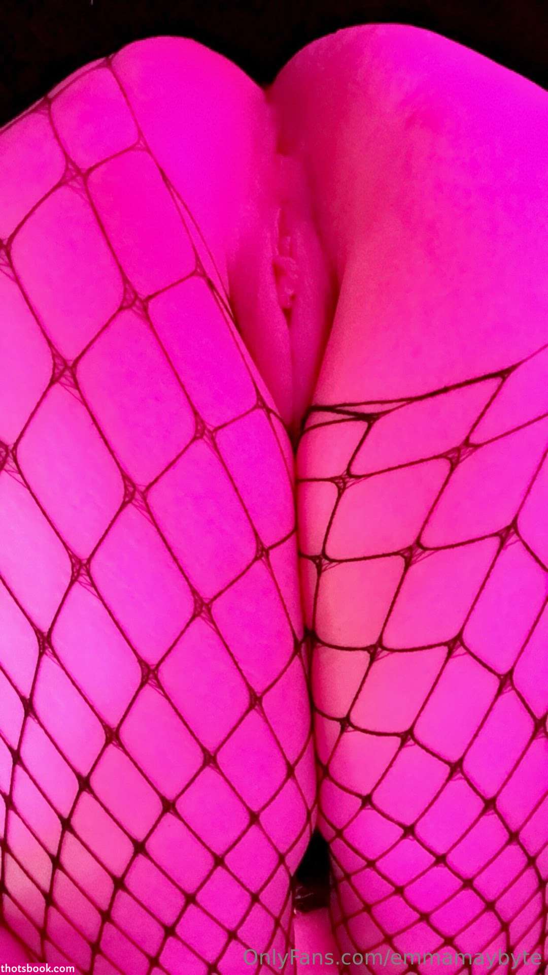 Emmamaybyte Photo #94