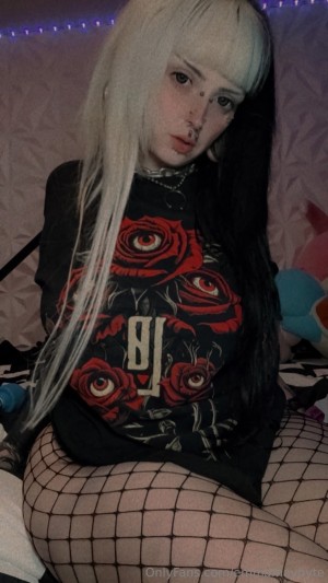 Emmamaybyte Photo #91